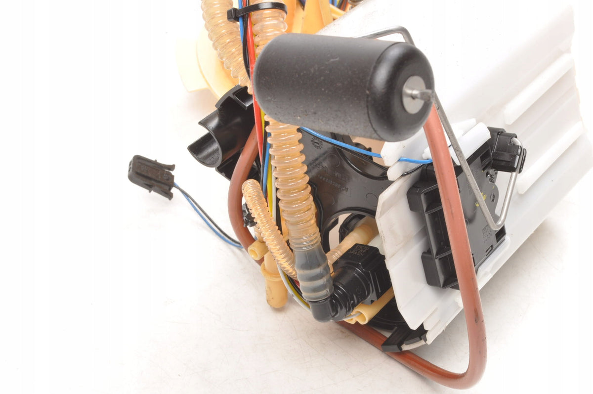FUEL PUMP VOLVO XC60 II 31355908