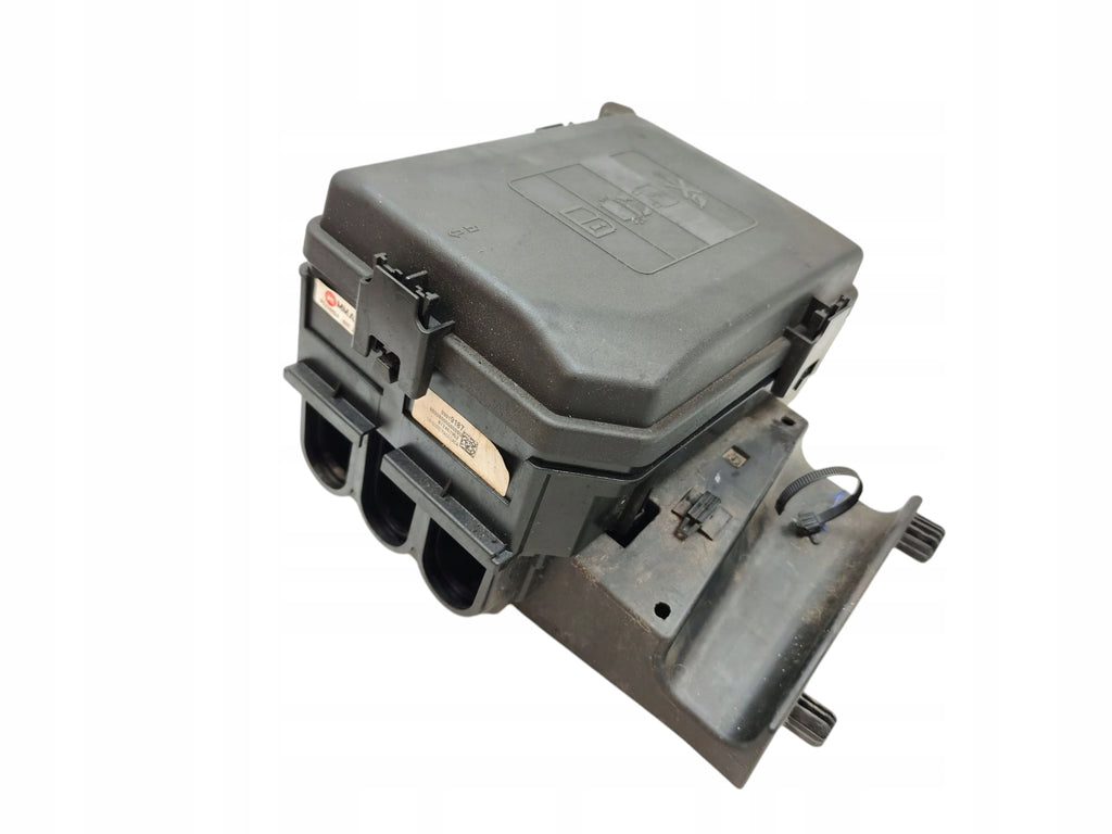 FUSE BOX BSI MODULE OPEL ASTRA K 39019187 39019198