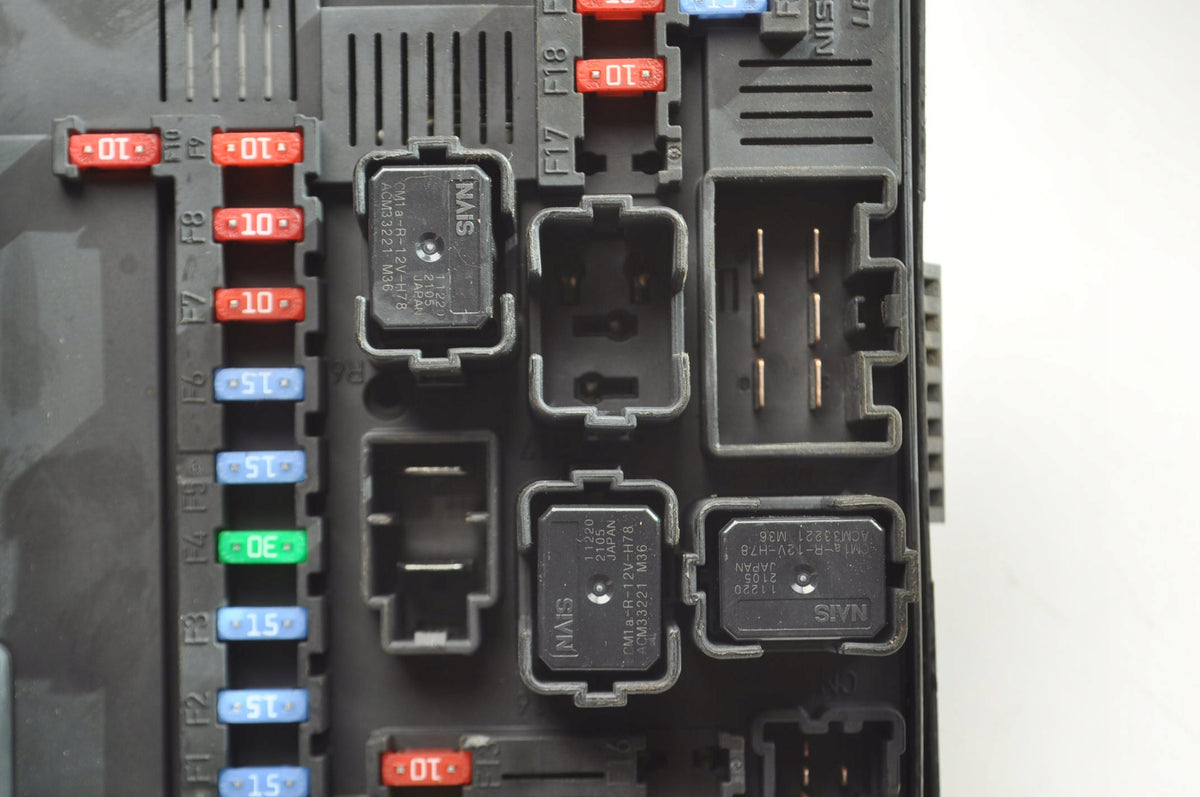 FUSE BOX NISSAN QASHQAI AND J10 1.6 dCi LIFT 284B7-BB00C
