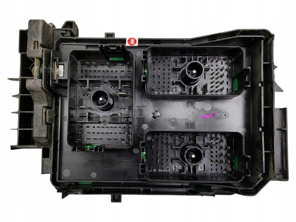 FUSE BOX OPEL ASTRA K (2015-2019) 15514069