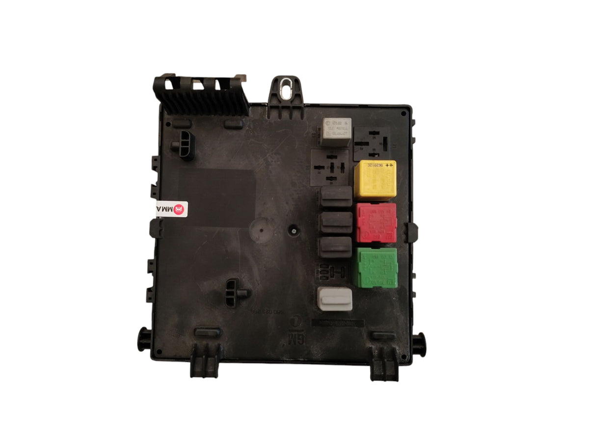 FUSE BOX OPEL C SIGNUM 13204495