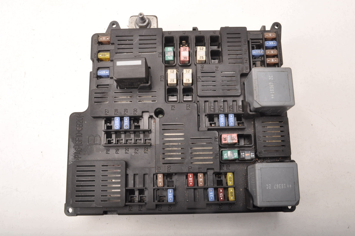 FUSE BOX VOLVO V60 II S60 III V90 S90 31473770