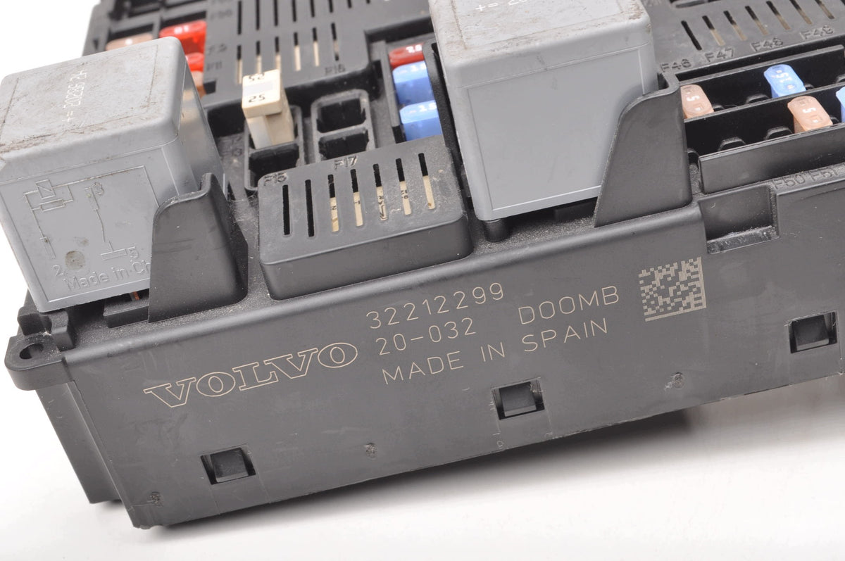 FUSE BOX VOLVO XC60 II XC90 V90 S90 32212299