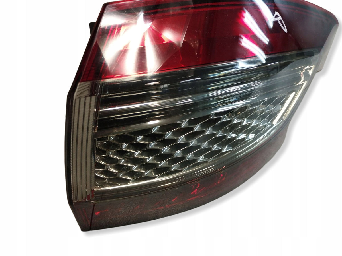 Ford Mondeo MK4 IV station wagon Rear lamp right rear BS7113404B TINTED
