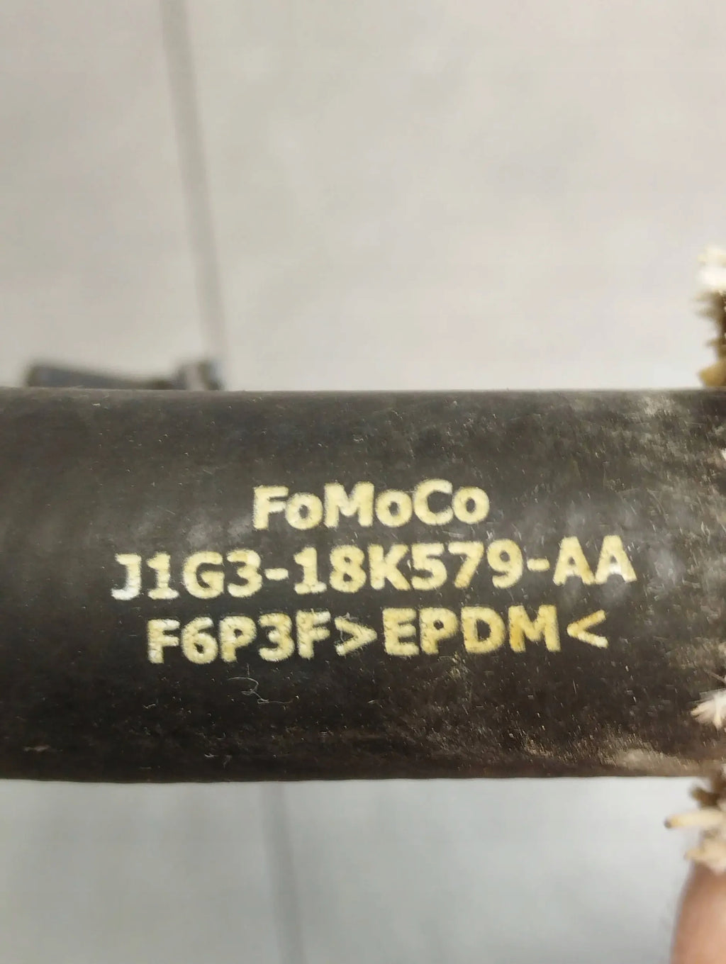 Ford Mondeo MK5 WATER RELEASE J1G3-18K579-AA