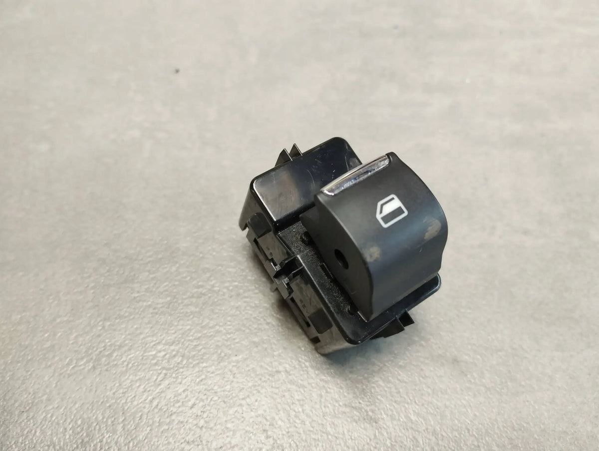 Ford Mondeo MK5 WINDOW SWITCH DG9T-14529-ABW