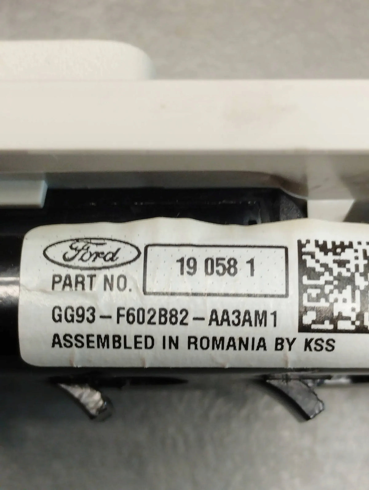 Ford Mondeo MK5 belt adjustment slider GG93-F602B82-AA