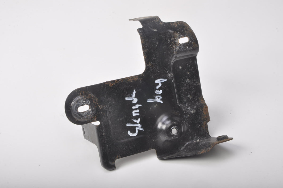 GHIBLI III 3.0 D FUSE BOX MOUNT