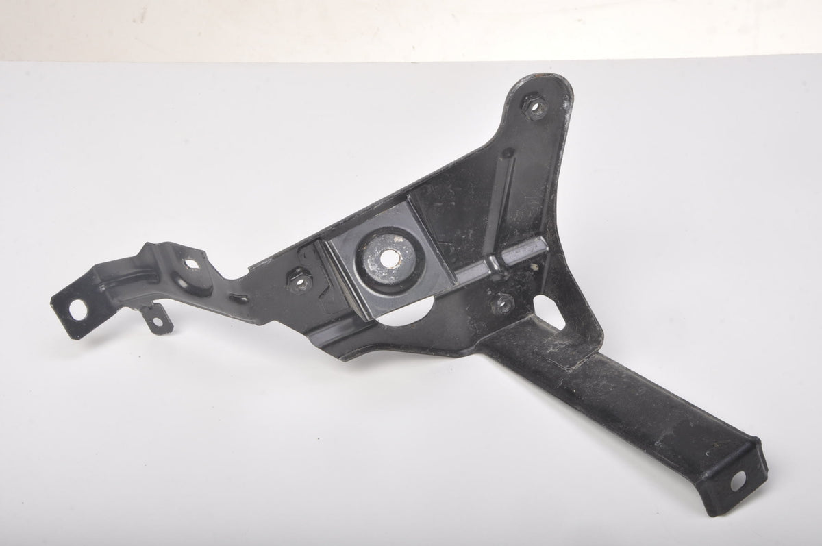 GHIBLI III 3.0 D FUSE BOX MOUNT