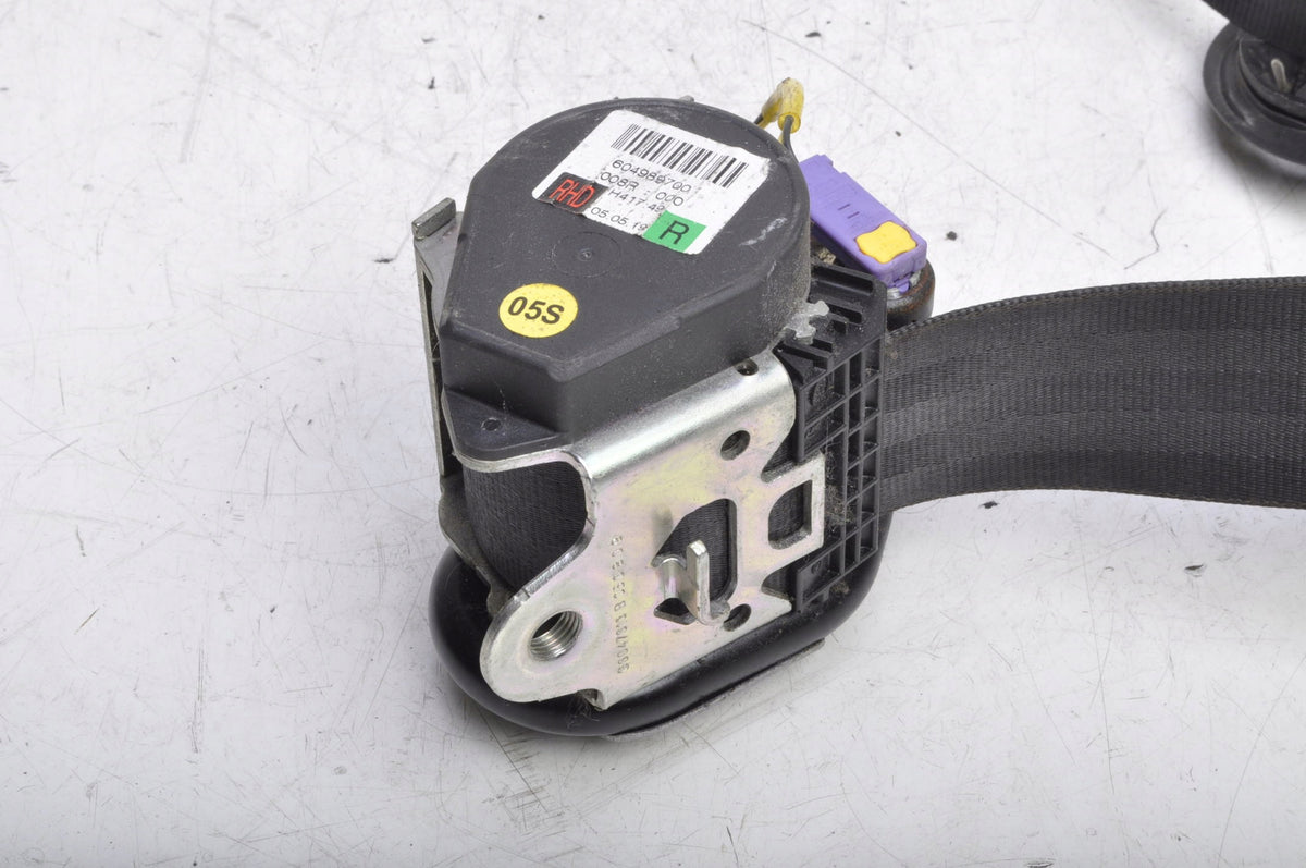 GOLF VI PLUS FRONT RIGHT BELT 5M2857706