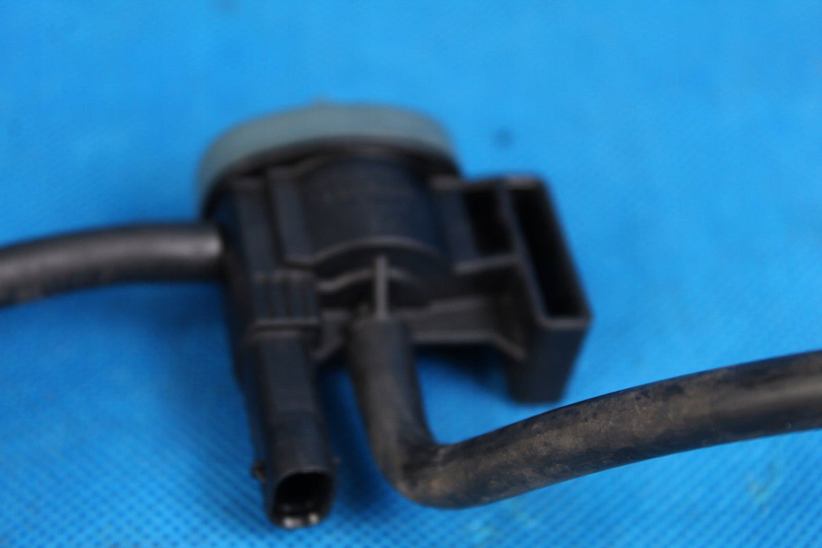 GOLF VII GTI 17R SOLENOID VALVE 06H903283F