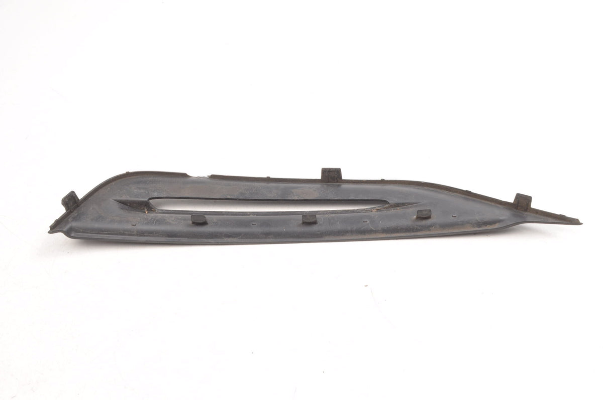 GRILLE DUMMY BUMPER VOLVO V60 31323847 RH RIGHT