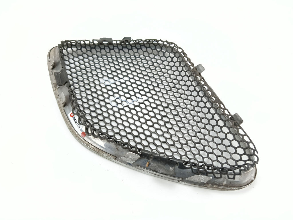 GRILLE DUMMY KIDNEY BUMPER RIGHT PONTIAC G6 (2004-2008)