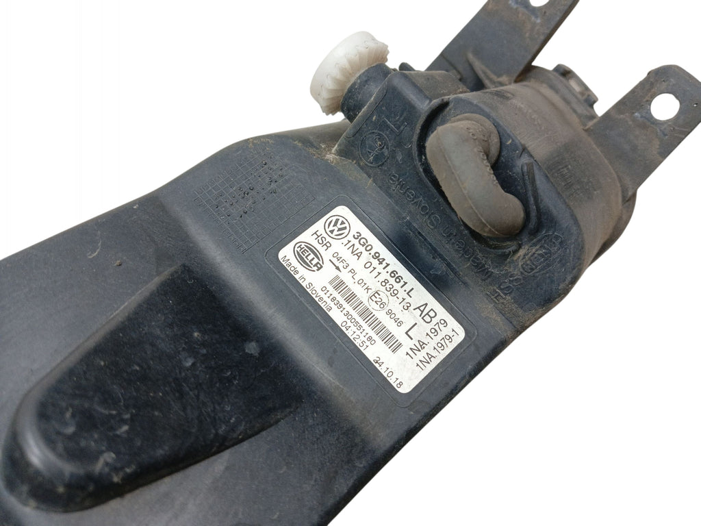 HALOGEN LEFT VW PASSAT B8 (14-19) 3G0941661L