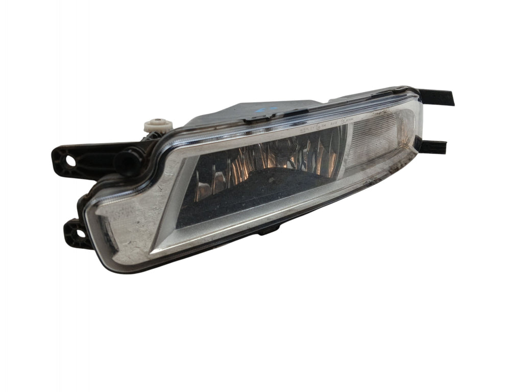 HALOGEN LEFT VW PASSAT B8 (14-19) 3G0941661L