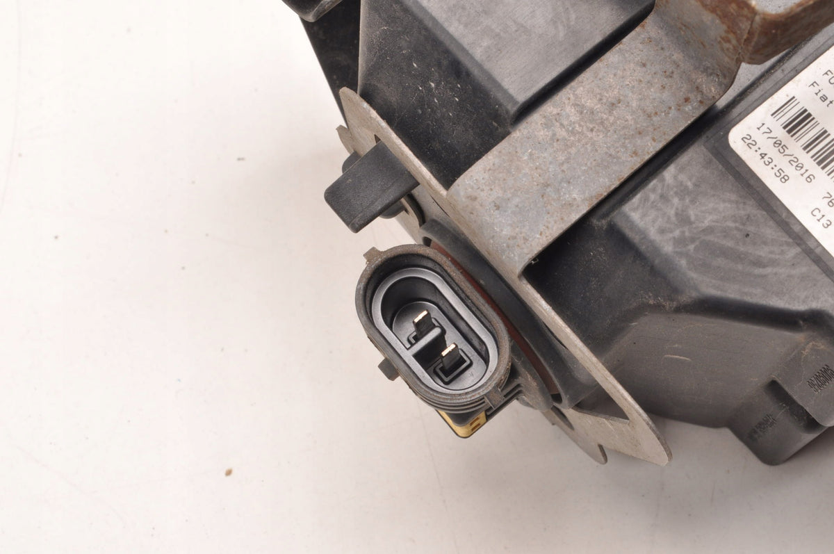 HALOGEN RIGHT FIAT 500X 00520289790