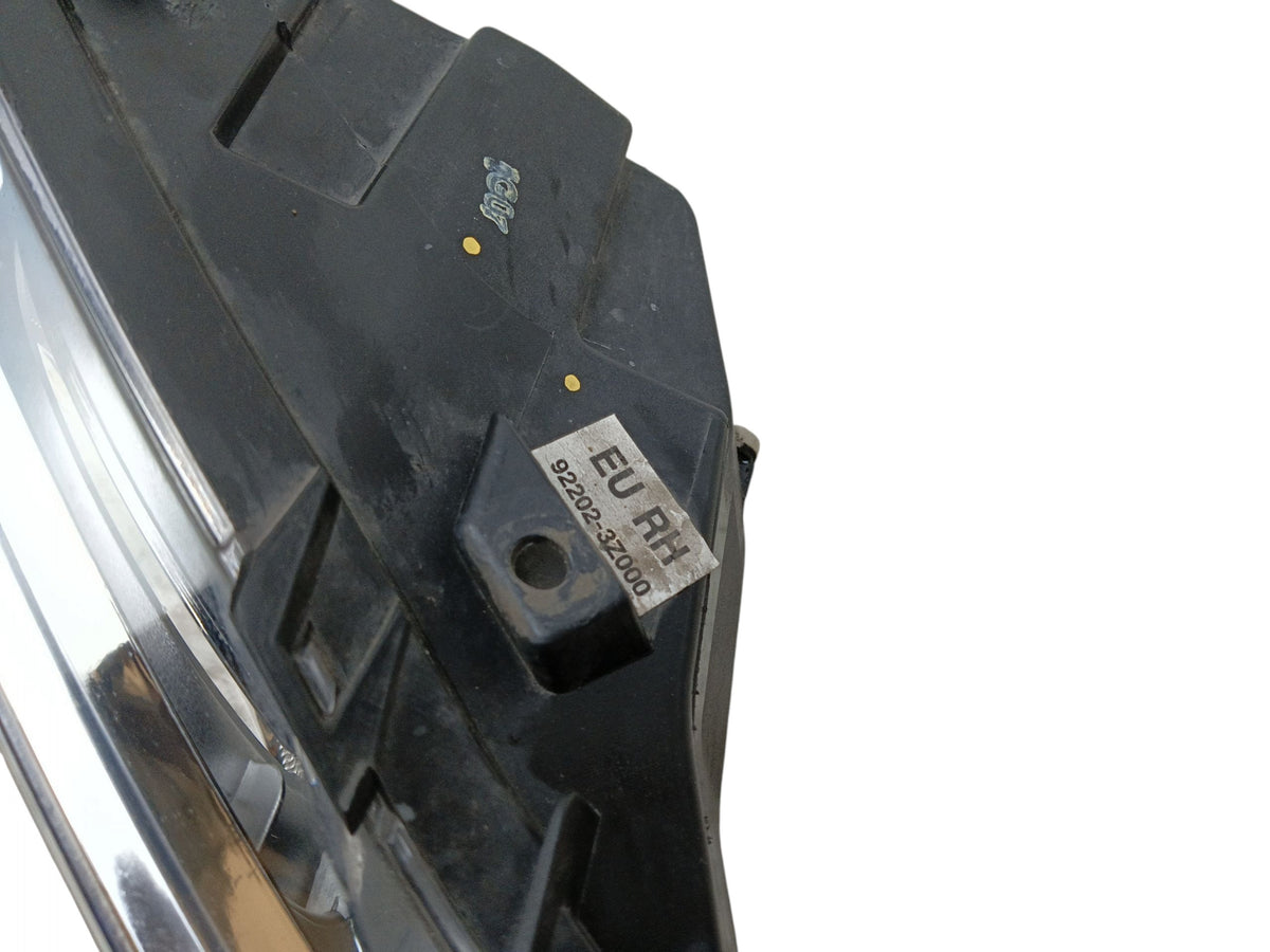 HALOGEN RIGHT FRONT HYUNDAI I40 (2011-2014) 92202-3Z000