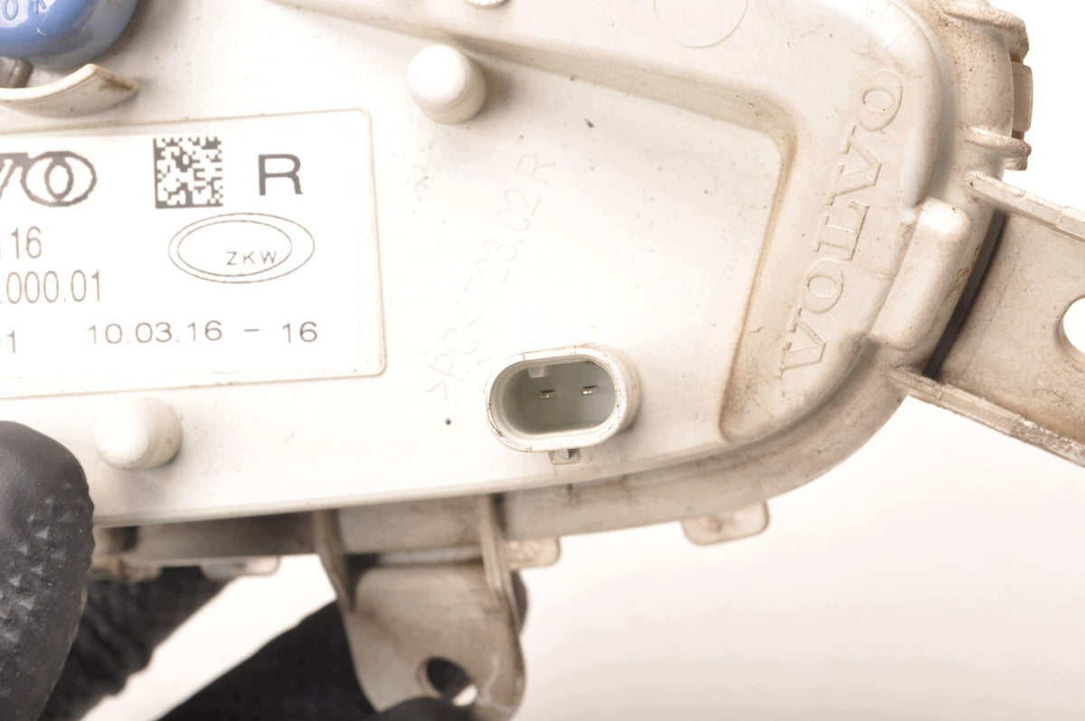 HALOGEN RIGHT VOLVO V40 II 31323116