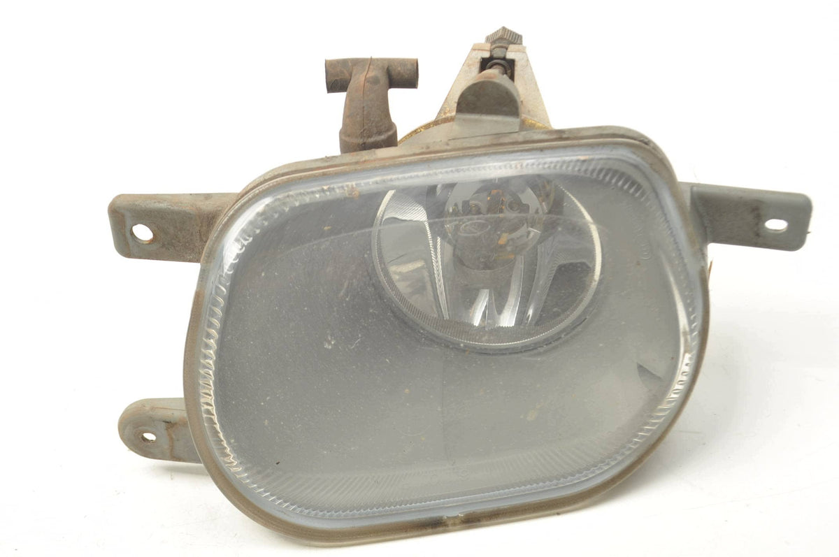 HALOGEN RIGHT VOLVO XC90 LIFT 31111183
