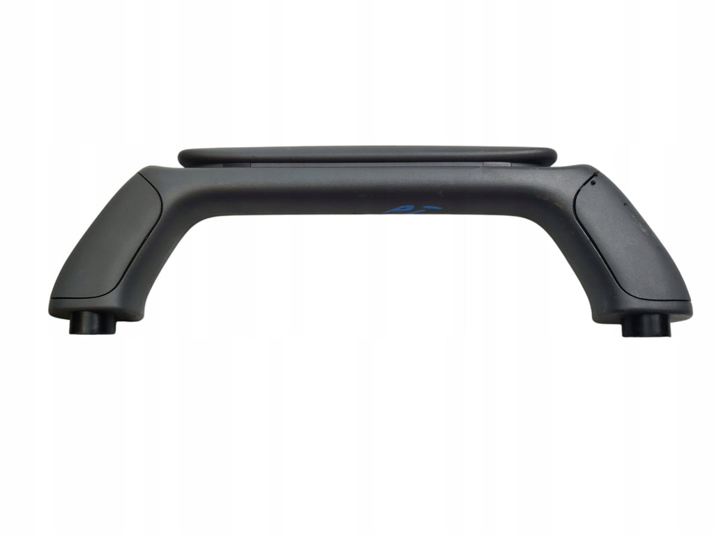 HANDLE POST RIGHT LAND ROVER DEFENDER II L663