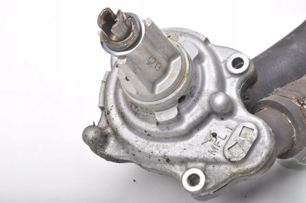 HONDA CBR 1000 RR WATER PUMP 09R