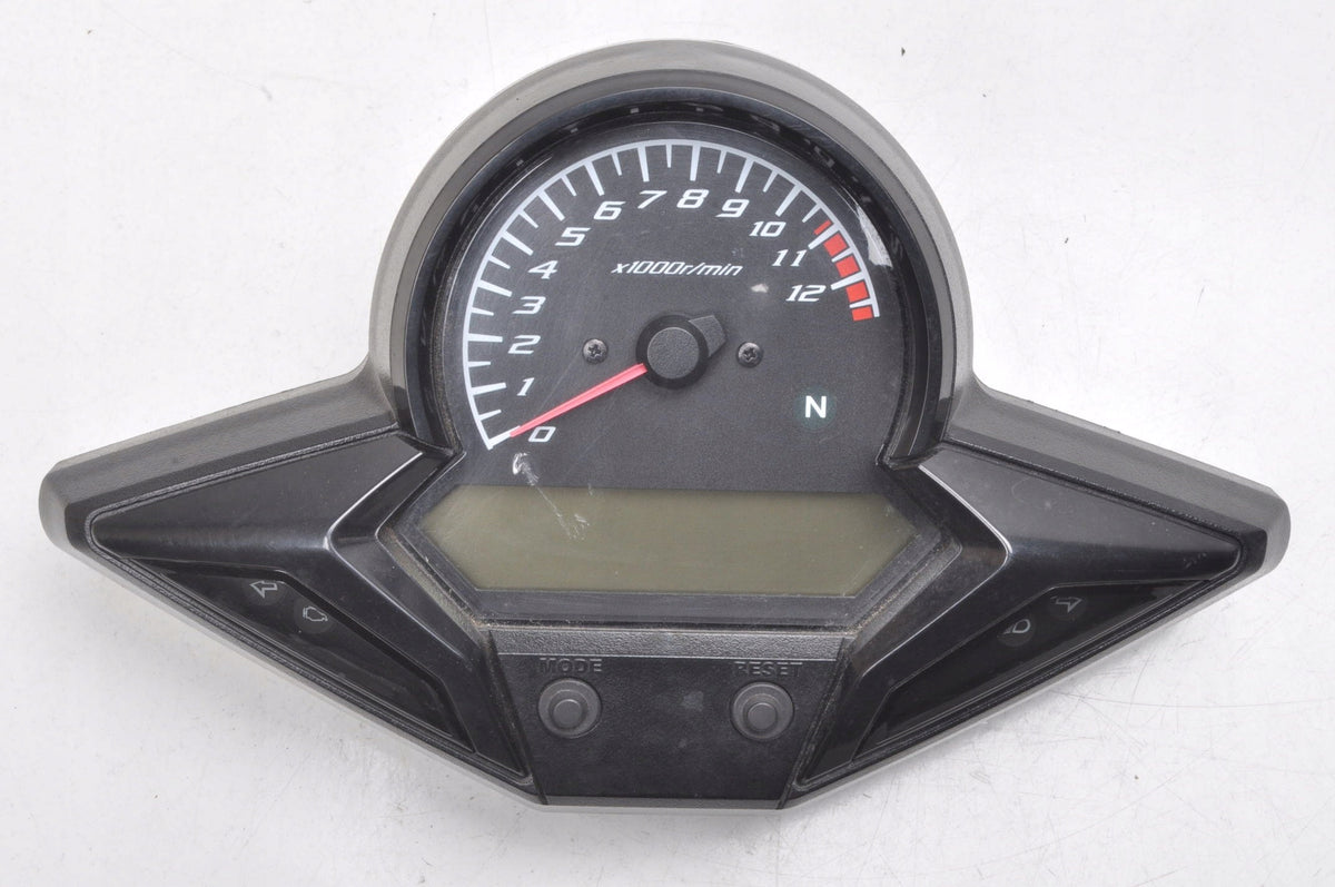 HONDA CBR 125R COUNTER CLOCKS 2017 YEAR