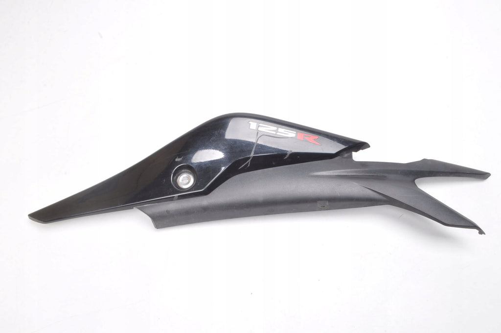 HONDA CBR 125R FAIRING COVER 83700-KPP-T000