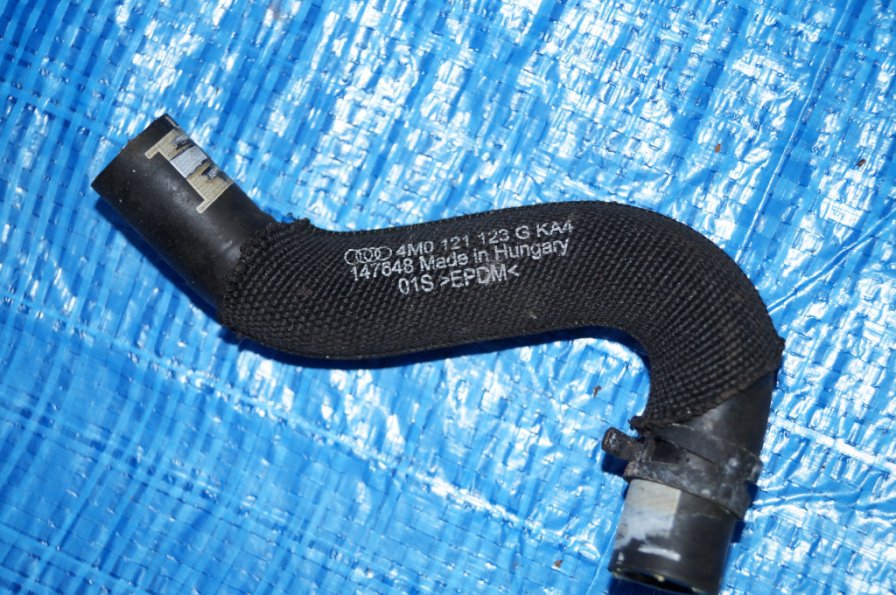 HOSE WATER PIPE 3.0TFSI 4M0121123G AUDI Q7 4M 15R