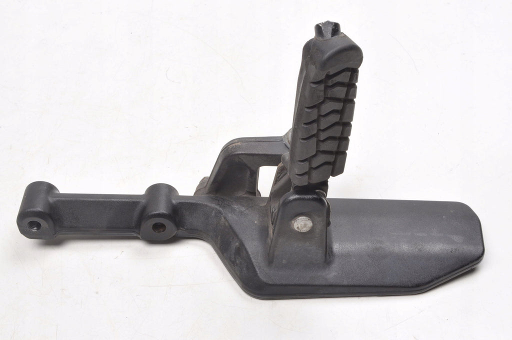 HUSQVARNA SVARTPILEN 401 SET FOOTREST RIGHT 28003049000