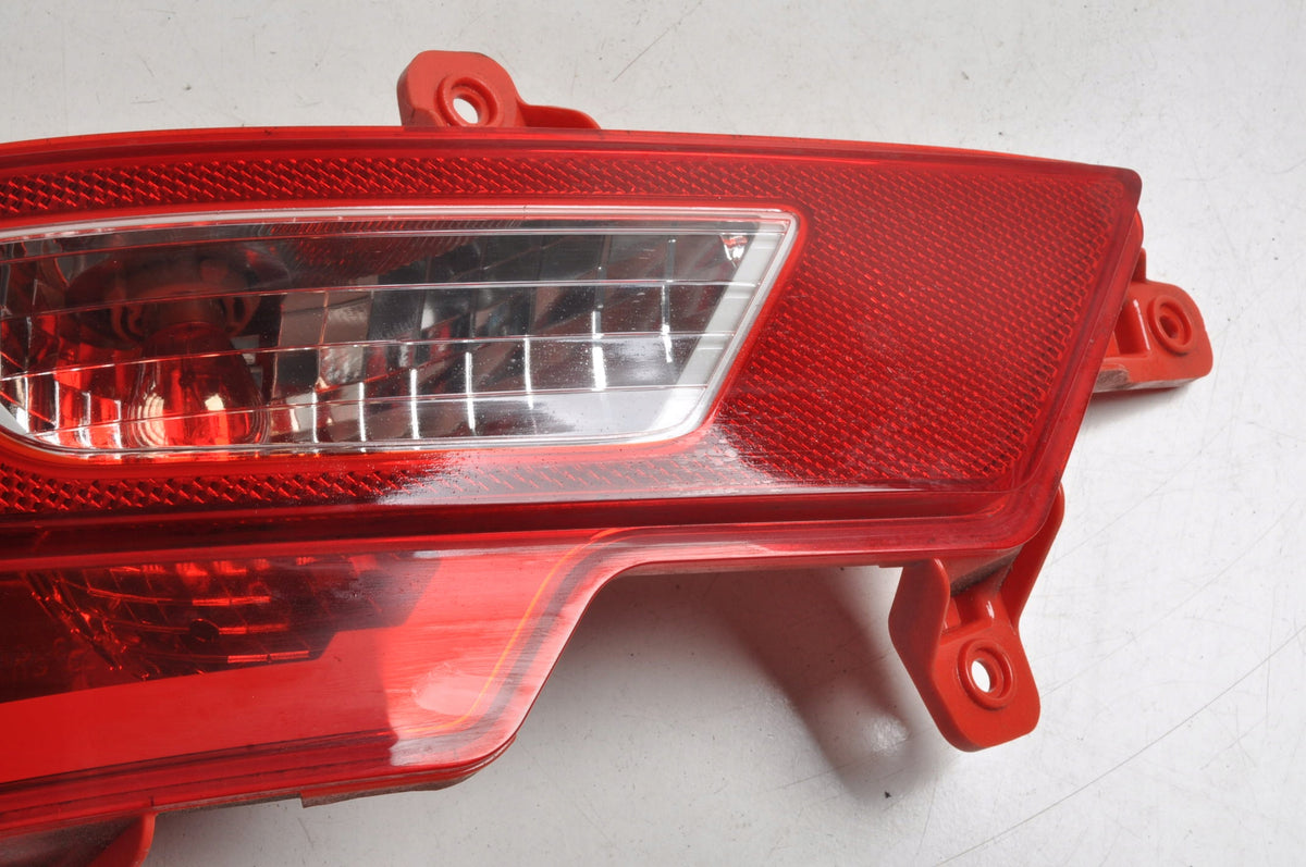HYUNDAI BAYON LAMP RIGHT REAR UK 92406-Q0500