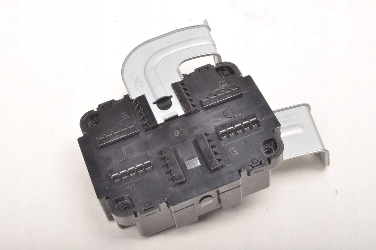 HYUNDAI I10 III DRIVER MODULE 2023R 95300-K7100