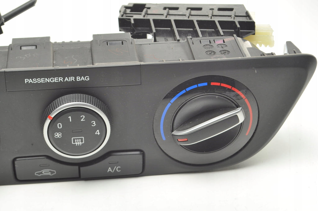HYUNDAI I10 III PANEL AIR CONDITIONING SWITCH 97250-K7971
