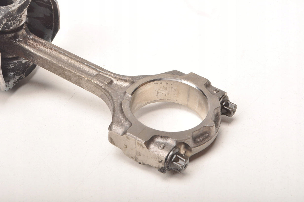 HYUNDAI I20 1.2 16V 78KM PISTON WITH CONNECTING ROD G4LA