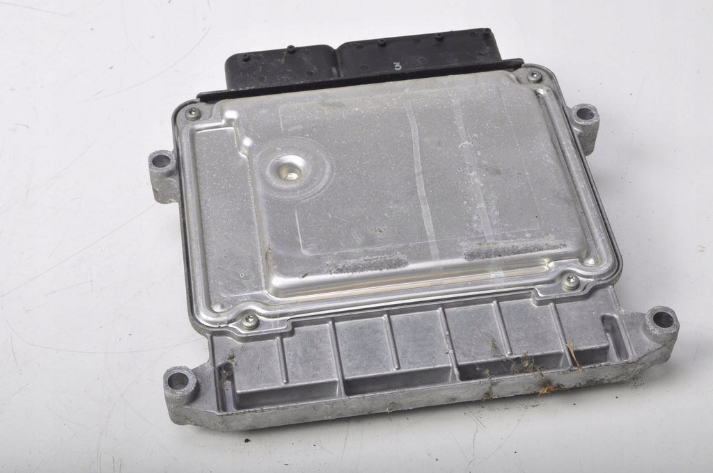 HYUNDAI I20 1.4 B ENGINE CONTROLLER 39115-2B282