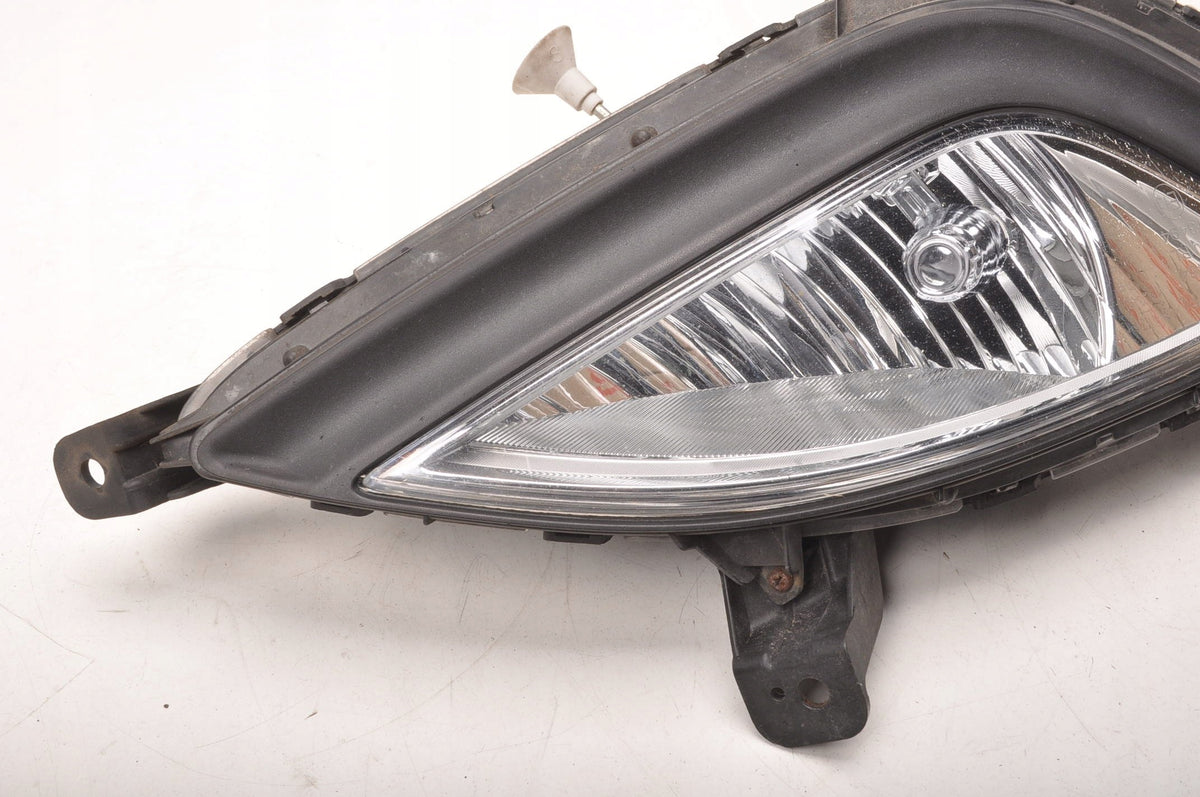 HYUNDAI I20 HALOGEN RIGHT LIFT