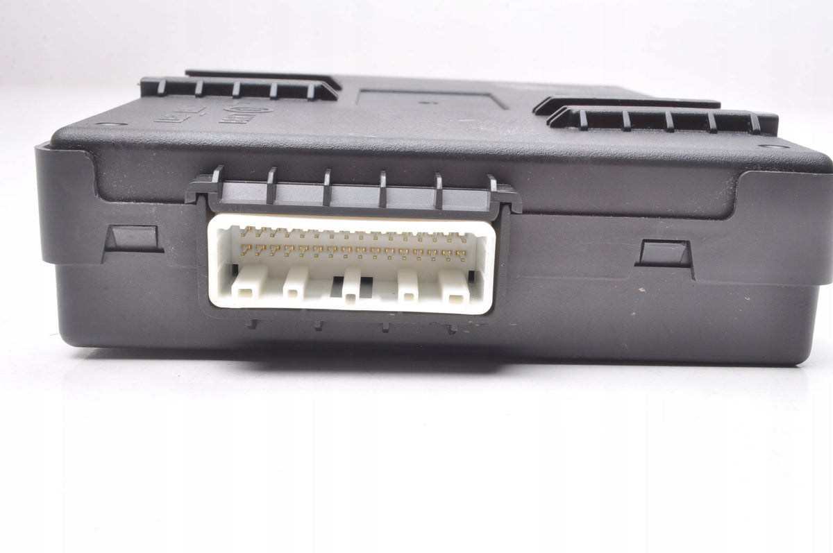 HYUNDAI I20 II COMPUTER MODULE DRIVER BCM 95400-C8820