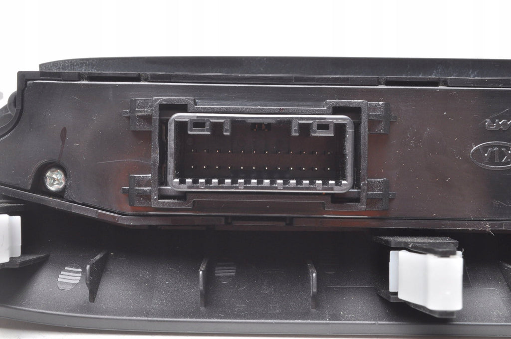 HYUNDAI I20 II SWITCH PANEL 93700-C8870