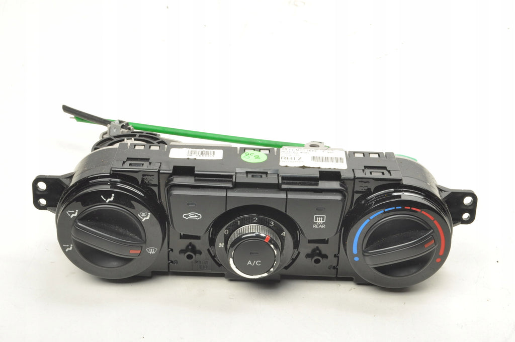 HYUNDAI I20 PANEL AIR CONDITIONING SWITCH 97250-1J640 LIFT