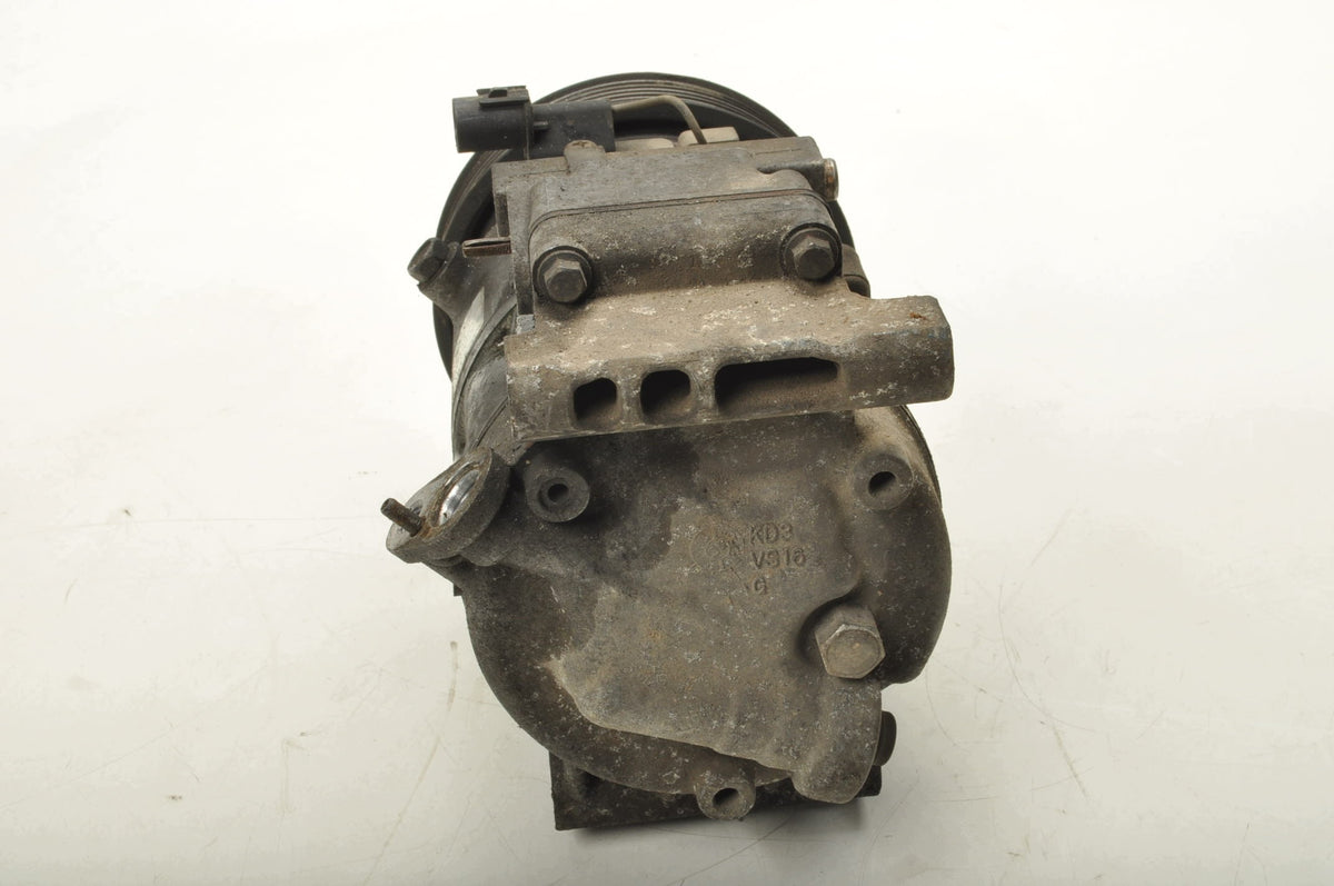 HYUNDAI I30 AND 1.4 16V AIR CONDITIONING COMPRESSOR