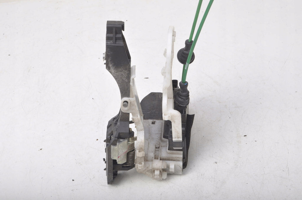 HYUNDAI I30 AND DOOR LOCK LEFT FRONT 5 PIN ENGLISH