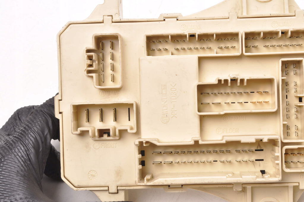 HYUNDAI I30 AND FUSE BOX 91950-2H53010