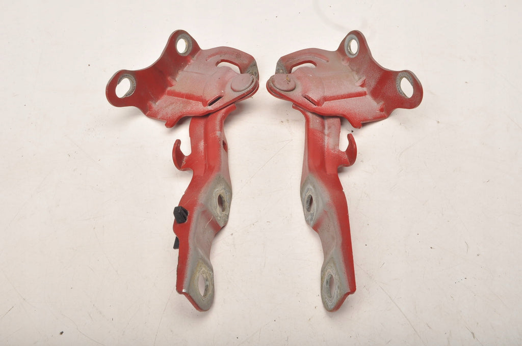 HYUNDAI I30 AND MASK HINGE SET