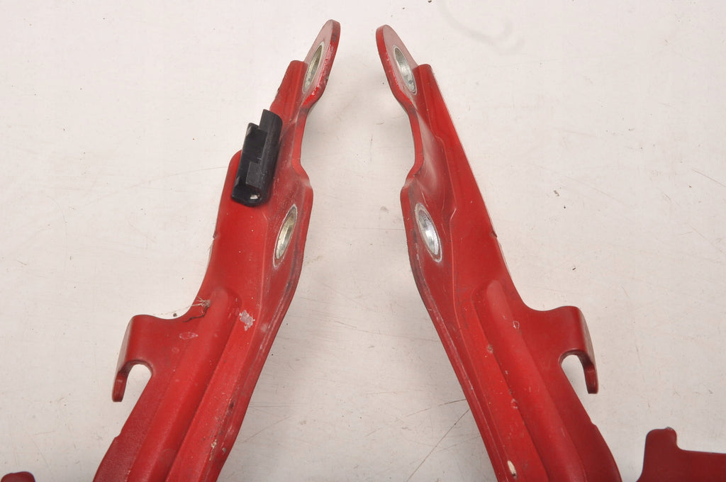 HYUNDAI I30 AND MASK HINGE SET