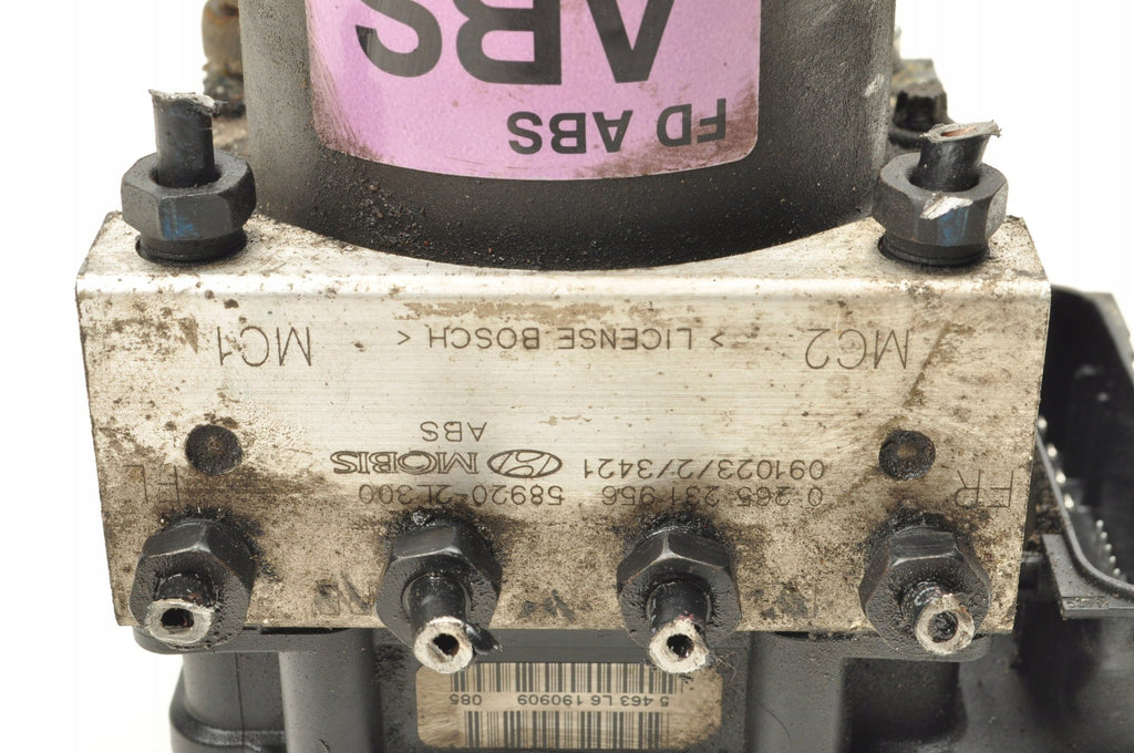 HYUNDAI I30 I 1.6 CDTI 90 HP PUMP ABS 58920-2L300