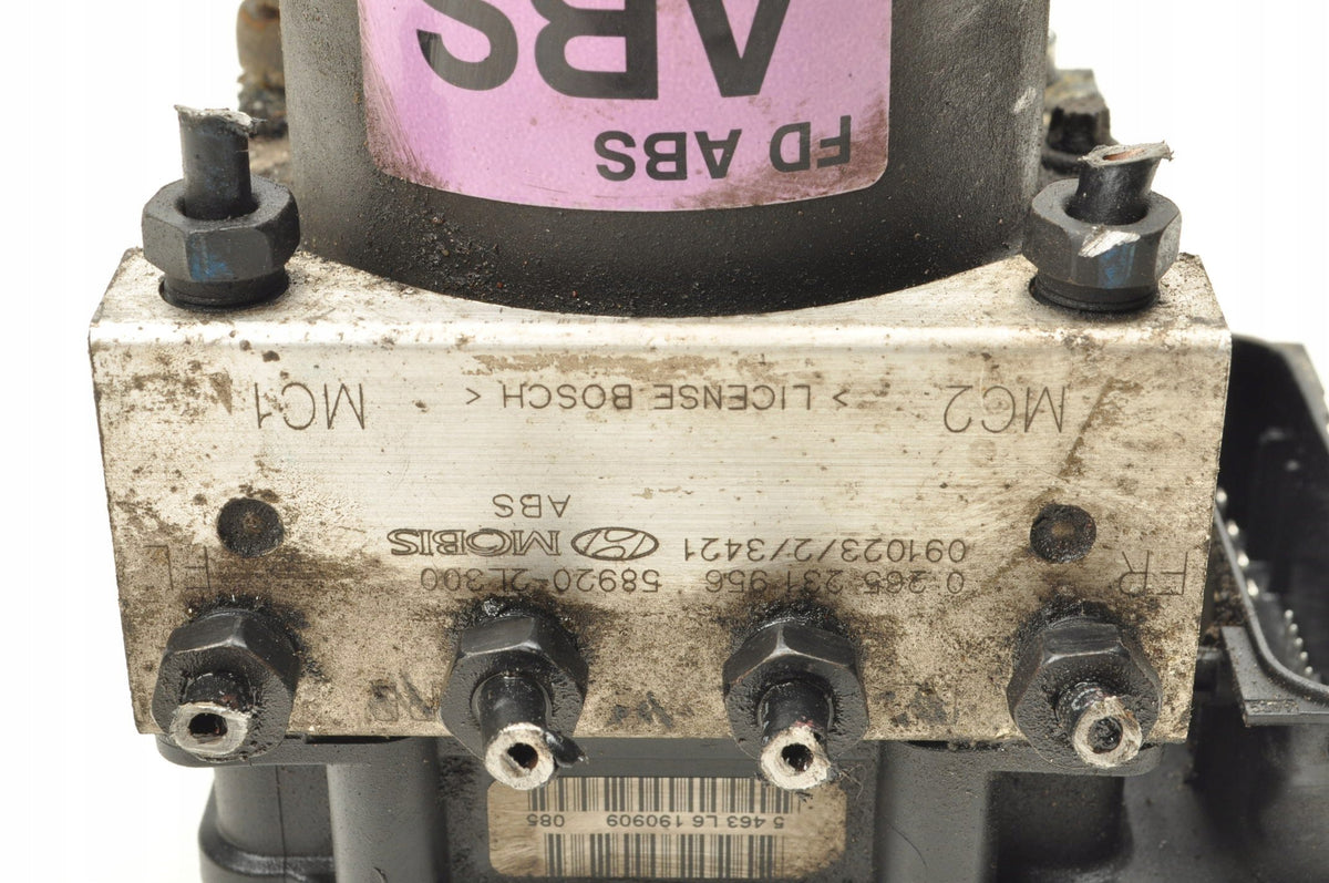 HYUNDAI I30 I 1.6 CDTI 90 HP PUMP ABS 58920-2L300