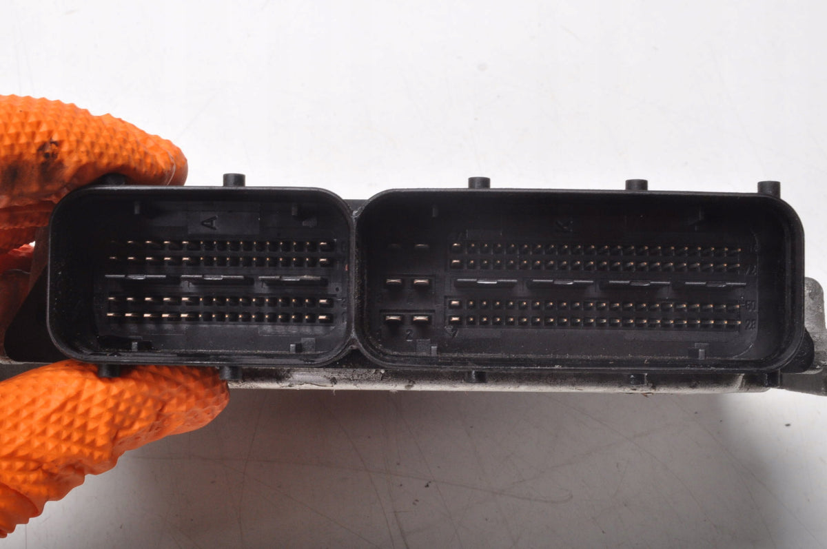 HYUNDAI I30 II 1.6 CRDI Engine Control Unit (ECU) 39112-2A977