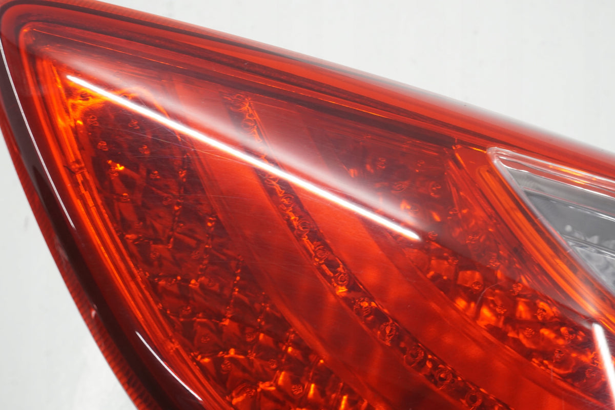 HYUNDAI I30 II HB 5D 13R LAMP RIGHT REAR FLAP 92404-A50