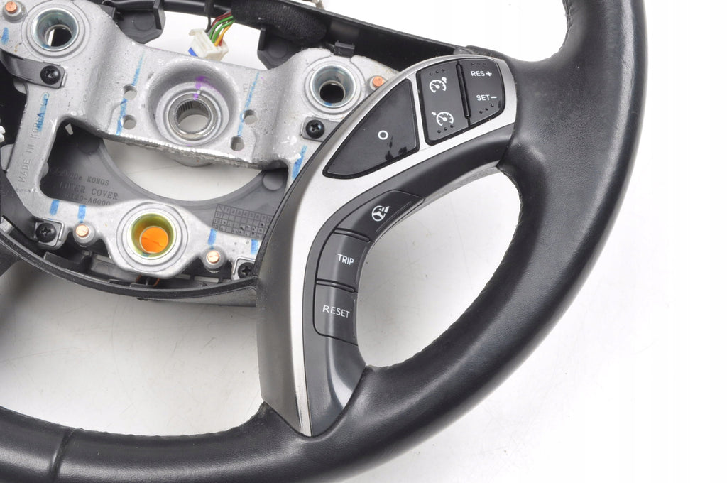 HYUNDAI I30 II MULTIFUNCTION LEATHER STEERING WHEEL 56110-A6691 LIFT