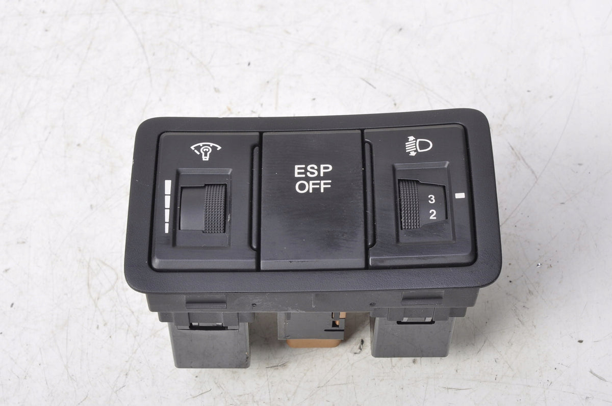HYUNDAI I30 PANEL LIGHT SWITCH ESP OFF