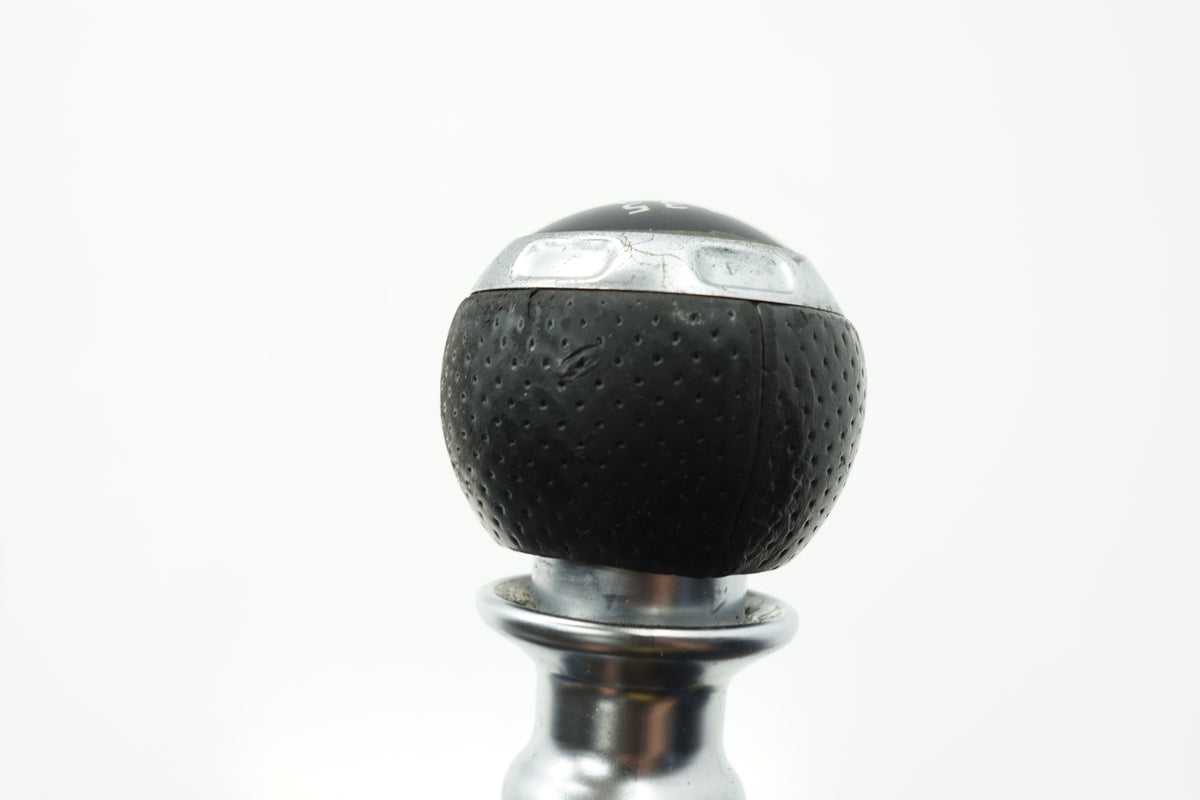 HYUNDAI I30N III 19R GEAR BELLOWS KNOB 6B